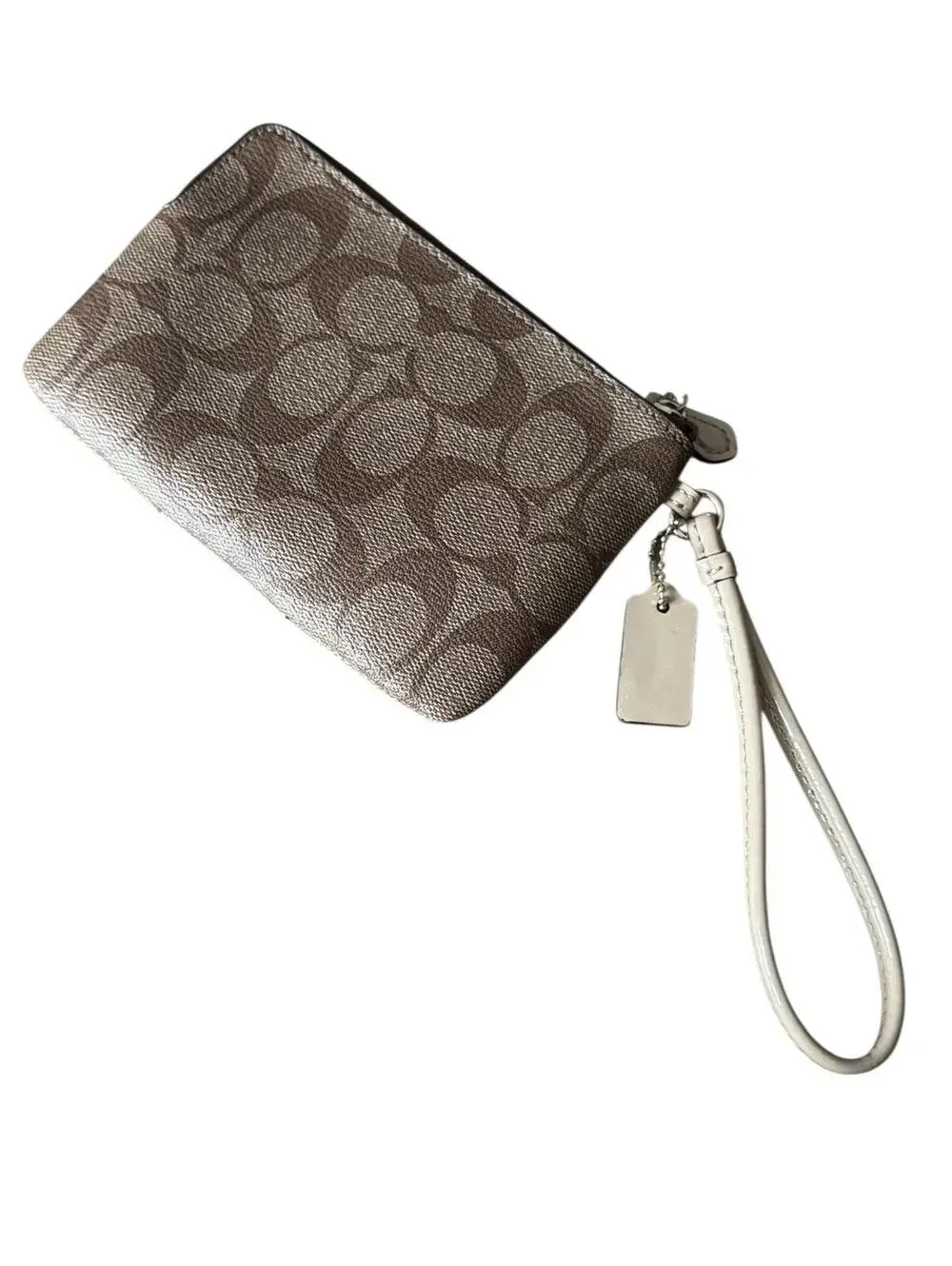Coach Signature Wristlet Platinum Patent Stripe Shimmer